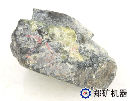 锂辉石