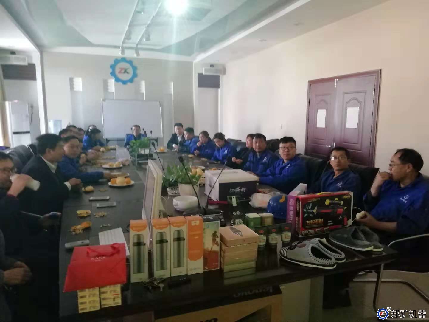 荥阳厂区10月同事生日会